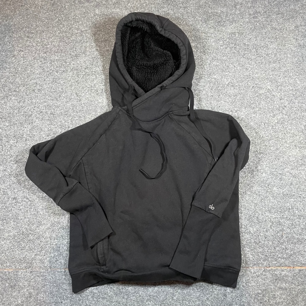 Alo Yoga Hoodie Sz XSmall Black Sherpa Lined Pullover Thumbholes Kangaroo Pocket